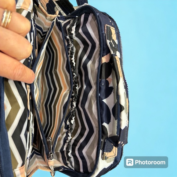 EUC Lug Scoop Floral Multi - Picture 5 of 5